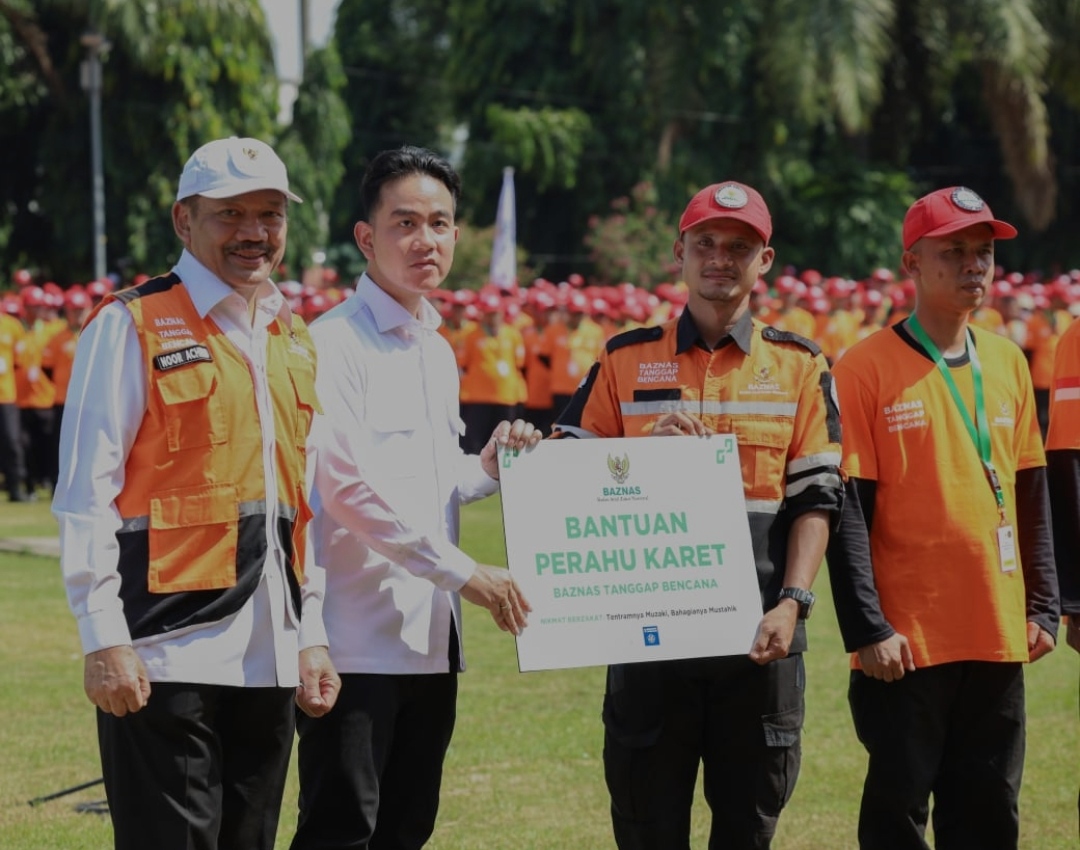 Bersama Wapres RI, BAZNAS salurkan bantuan tenda dan perahu karet bagi BTB se-Indonesia