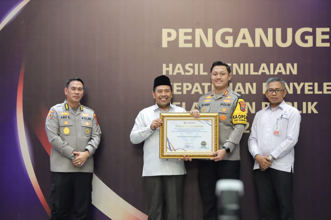 Polres Lamongan raih penghargaan Inovasi Pelayanan Publik Tahun 2024 Polres Lamongan raih penghargaan Inovasi Pelayanan Publik Tahun 2024