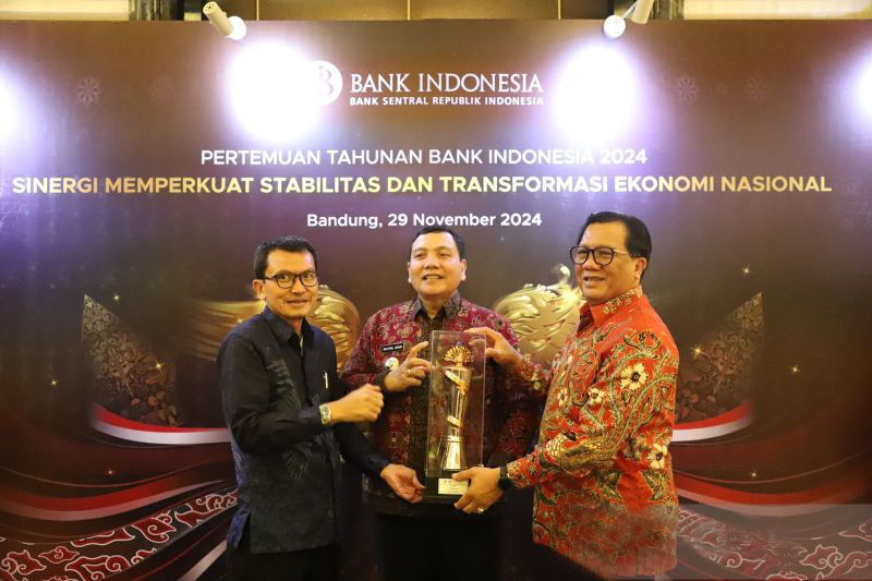 Pemkab Bogor terbaik kedua Digital Ekonomi Daerah Pemkab Bogor terbaik kedua Digital Ekonomi Daerah