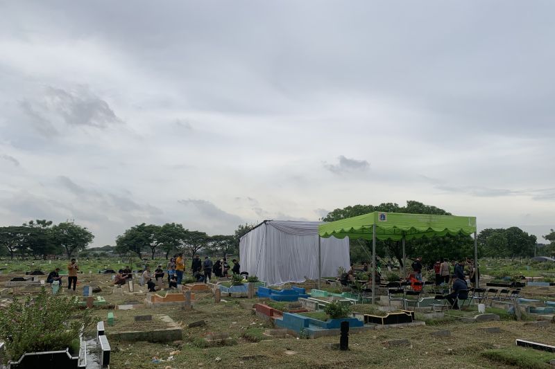 Polisi mulai lakukan ekshumasi jasad bayi tertukar di Cempaka Putih Polisi mulai lakukan ekshumasi jasad bayi tertukar di Cempaka Putih