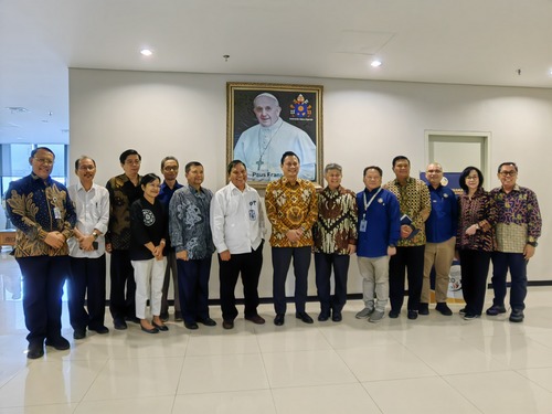 Ketua Panitia Natal Nasional 2024 bertemu Ketua KWI