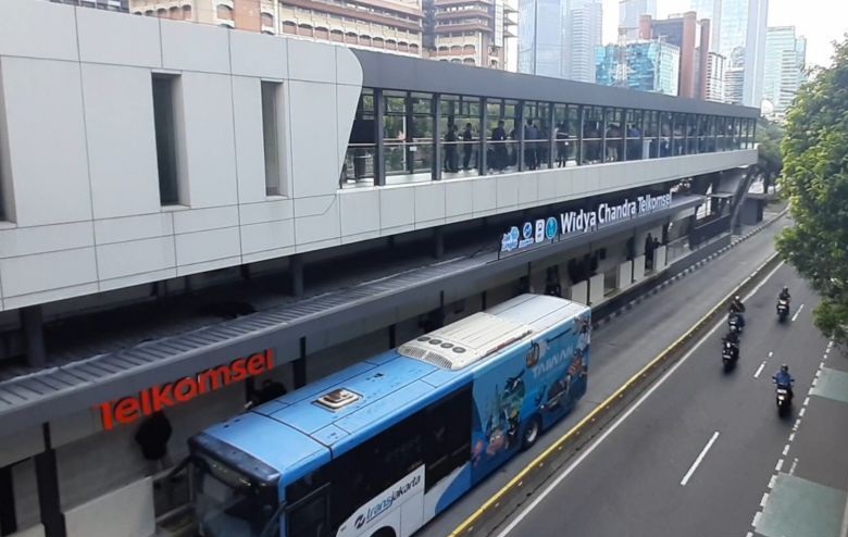 Transjakarta tunda perpanjang waktu operasional di empat terminalIlustrasi - Bus Transjakarta melaya Transjakarta tunda perpanjang waktu operasional di empat terminalIlustrasi - Bus Transjakarta melaya