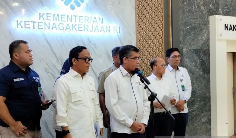 Menaker: Upah minimum sektoral harus lebih tinggi dari upah minimum