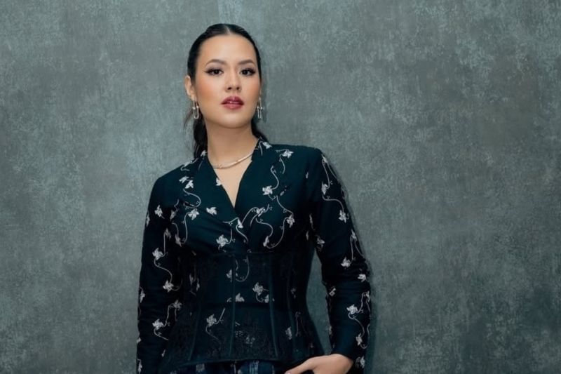 Raisa Andriana ajak anak liburan akhir tahun di Prambanan Raisa Andriana ajak anak liburan akhir tahun di Prambanan