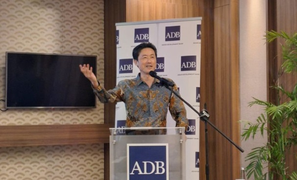 ADB pertahankan proyeksi ekonomi RI tumbuh 5 persen pada 2024 ADB pertahankan proyeksi ekonomi RI tumbuh 5 persen pada 2024