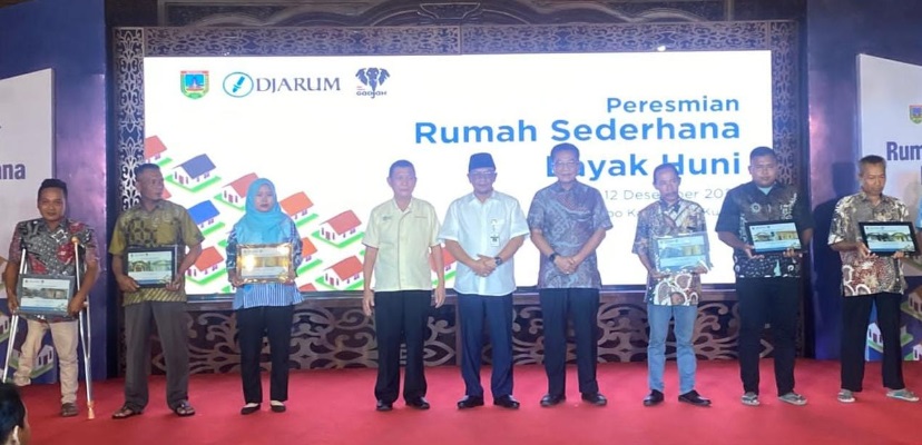 Entaskan kemiskinan di Kudus, PT Djarum bedah 100 rumah tidak layak huni Entaskan kemiskinan di Kudus, PT Djarum bedah 100 rumah tidak layak huni