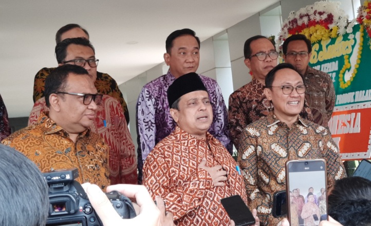 BPJPH siapkan 1,2 juta sertifikasi halal gratis di Tahun 2025, urusnya mudah! BPJPH siapkan 1,2 juta sertifikasi halal gratis di Tahun 2025, urusnya mudah!