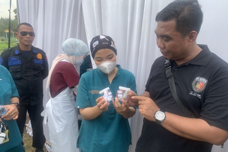 Polisi: Forensik ambil beberapa bagian dari jasad bayi saat ekshumasi Polisi: Forensik ambil beberapa bagian dari jasad bayi saat ekshumasi