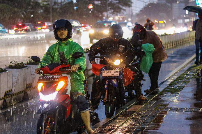 BMKG prakirakan sebagian Jakarta hujan pada Selasa pagi hingga malam