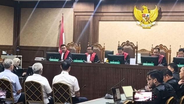 Hakim tetapkan negara rugi Rp300 triliun akibat kasus korupsi timah Hakim tetapkan negara rugi Rp300 triliun akibat kasus korupsi timah