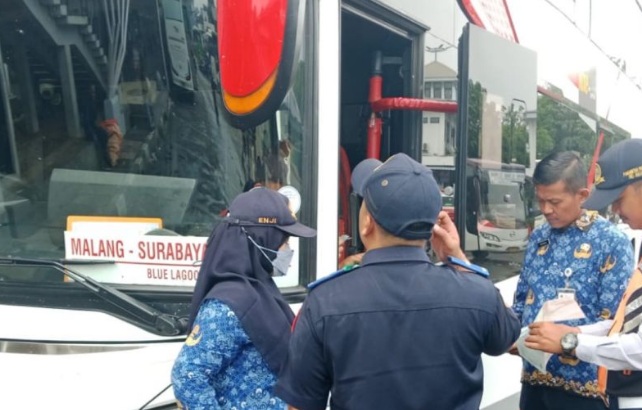 2.000 lebih berangkat dari terminal Tanjung Priok saat libur Nataru 2.000 lebih berangkat dari terminal Tanjung Priok saat libur Nataru