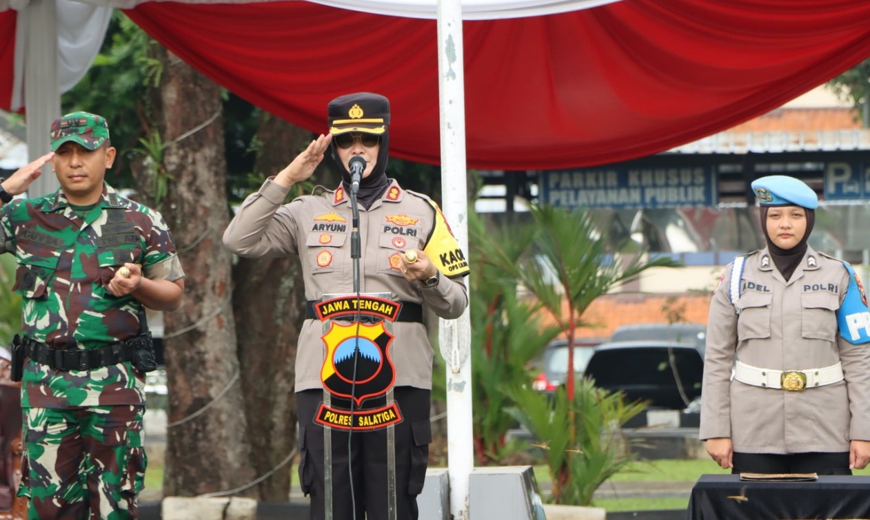 Polres Salatiga terjunkan 220 personil pengamanan Operasi Lilin Candi 2024 Polres Salatiga terjunkan 220 personil pengamanan Operasi Lilin Candi 2024