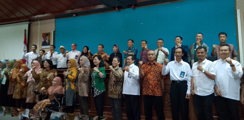 UNS kukuhkan 29 Guru Besar dalam pekan pengukuhan, pertama dalam sejarah akademi UNS kukuhkan 29 Guru Besar dalam pekan pengukuhan, pertama dalam sejarah akademi