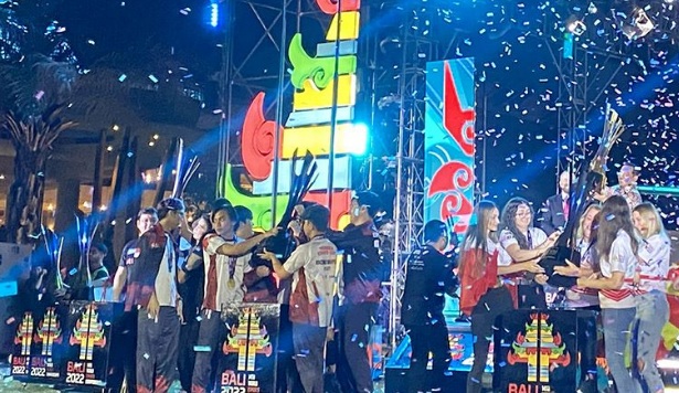 Menjaga mahkota sang raja di panggung esports dunia Menjaga mahkota sang raja di panggung esports dunia