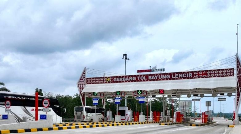 13.258 kendaraian melintasi tol Baleno selama libur natal tahun baru 13.258 kendaraian melintasi tol Baleno selama libur natal tahun baru