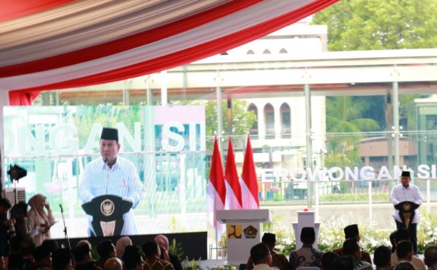 Presiden cerita bangun masjid di Hambalang dengan arsitek Nasrani Presiden cerita bangun masjid di Hambalang dengan arsitek Nasrani