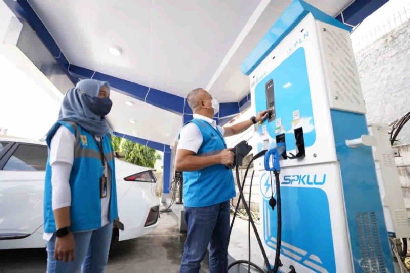 PLN sebut pengecasan kendaraan listrik di SPKLU naik lima kali lipat PLN sebut pengecasan kendaraan listrik di SPKLU naik lima kali lipat