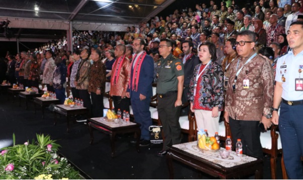 Pj. Wali Kota Tegal hadiri puncak peringatan Hari HAM Sedunia ke-76 Pj. Wali Kota Tegal hadiri puncak peringatan Hari HAM Sedunia ke-76