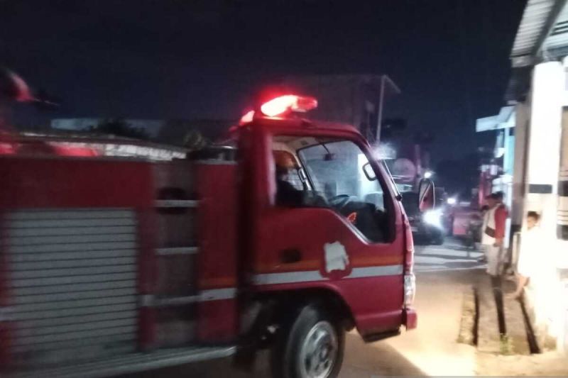 BPBD Jayapura anggarkan Rp4 miliar untuk pembelian mobil damkar BPBD Jayapura anggarkan Rp4 miliar untuk pembelian mobil damkar