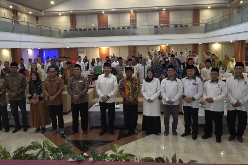 Pemprov Papua minta Baznas membuat program pemberdayaan ekonomi Pemprov Papua minta Baznas membuat program pemberdayaan ekonomi