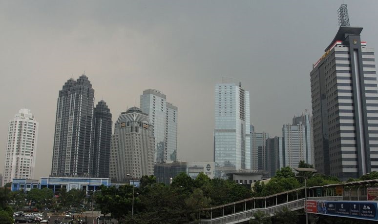 Hari ini sebagian wilayah Jakarta berawan tebal Hari ini sebagian wilayah Jakarta berawan tebal