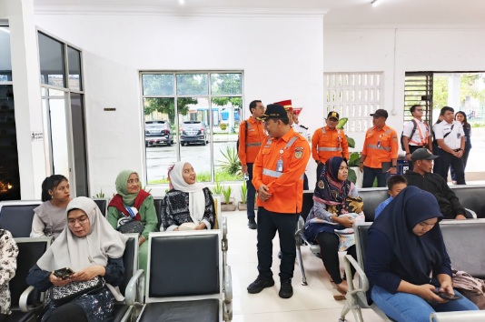 Tiket KA Nataru 2024/2025 wilayah Sumut terjual 10 ribu tiket Tiket KA Nataru 2024/2025 wilayah Sumut terjual 10 ribu tiket