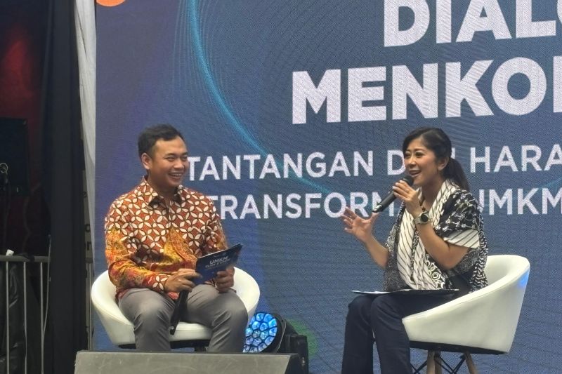 Menkomdigi dorong transformasi digital bagi pengusaha UMKM Menkomdigi dorong transformasi digital bagi pengusaha UMKM