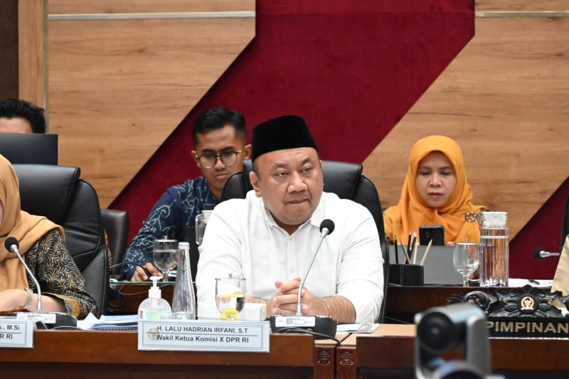 Komisi X DPR dukung ide Presiden tambah jam olahraga di sekolah Komisi X DPR dukung ide Presiden tambah jam olahraga di sekolah