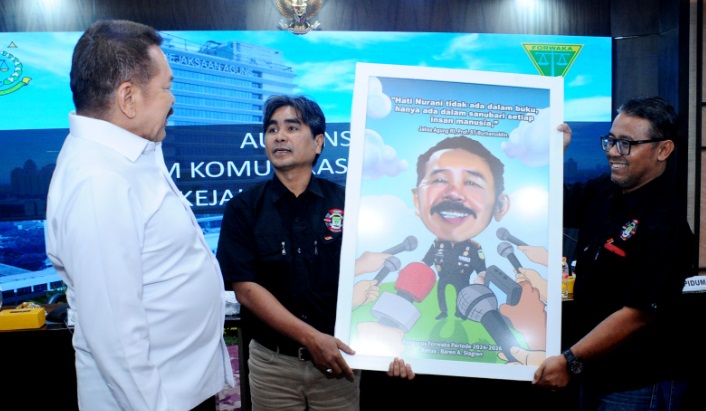 Forwaka sampaikan harapan kepada Jaksa Agung soal sinergi peliputan di Kejagung Forwaka sampaikan harapan kepada Jaksa Agung soal sinergi peliputan di Kejagung