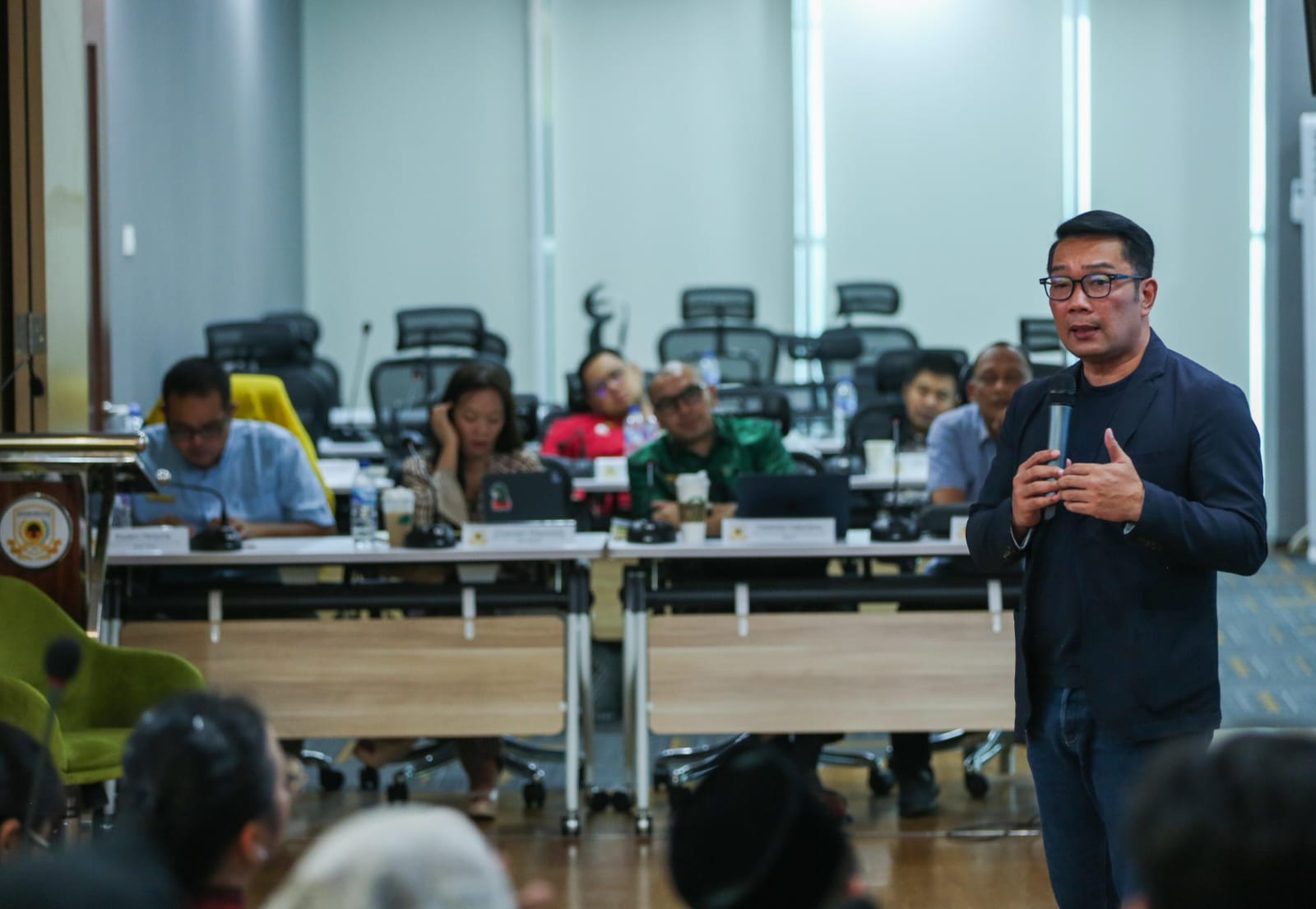 Ridwan Kamil memberikan inspirasi untuk Indonesia Emas 2024 saat hadir di Golkar Institute Ridwan Kamil memberikan inspirasi untuk Indonesia Emas 2024 saat hadir di Golkar Institute