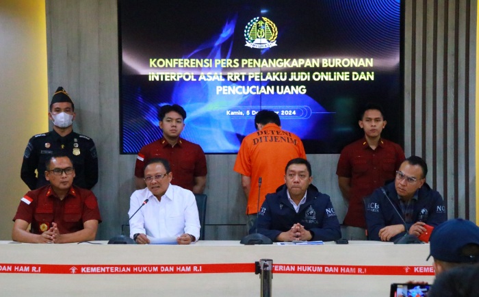 Ditjen Imigrasi tangkap buronan judol warga negara Tiongkok Ditjen Imigrasi tangkap buronan judol warga negara Tiongkok