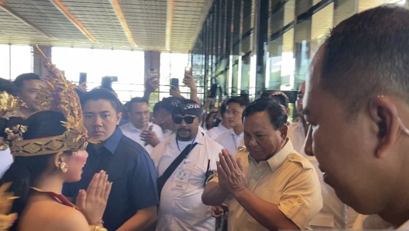 Prabowo minta pendukungnya turunkan baliho sebelum masa tenang pemilu Prabowo minta pendukungnya turunkan baliho sebelum masa tenang pemilu
