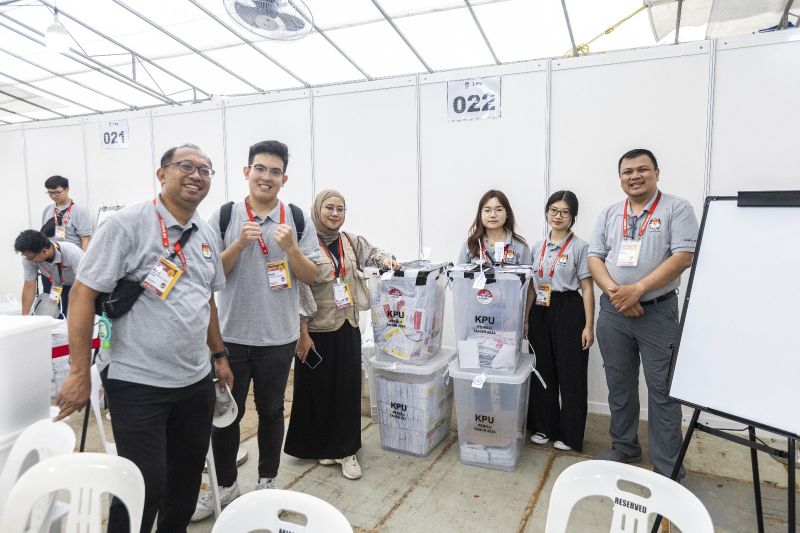 Ratusan relawan mahasiswa sukseskan Pemilu 2024 di Singapura Ratusan relawan mahasiswa sukseskan Pemilu 2024 di Singapura