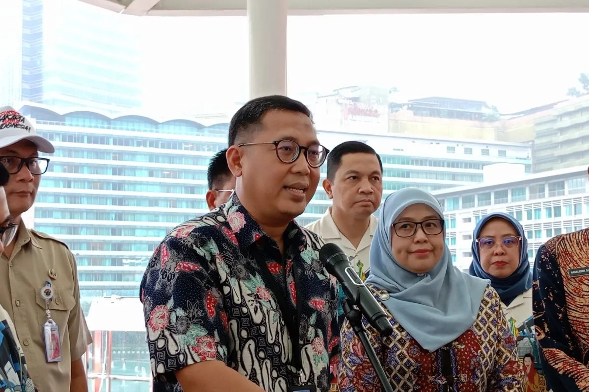 PAM Jaya dan TransJakarta kolaborasi salurkan kebutuhan air halte bus PAM Jaya dan TransJakarta kolaborasi salurkan kebutuhan air halte bus