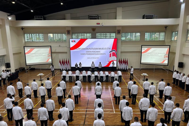 78 pegawai KPK laksanakan sanksi minta maaf soal pungli di rutan 78 pegawai KPK laksanakan sanksi minta maaf soal pungli di rutan