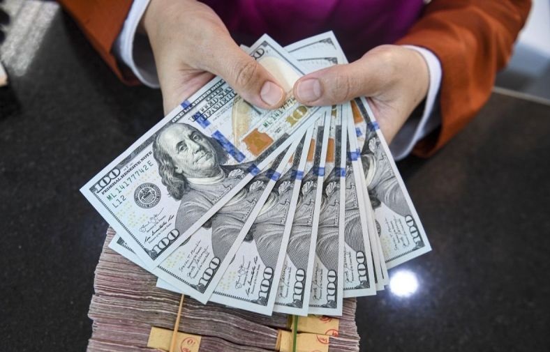 Rupiah menguat karena sentimen risk-off terkait pemilu mulai mereda