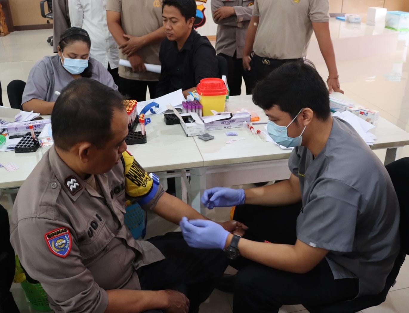 Jaga TPS, personil Polres Kudus jalani tes kesehatan Jaga TPS, personil Polres Kudus jalani tes kesehatan