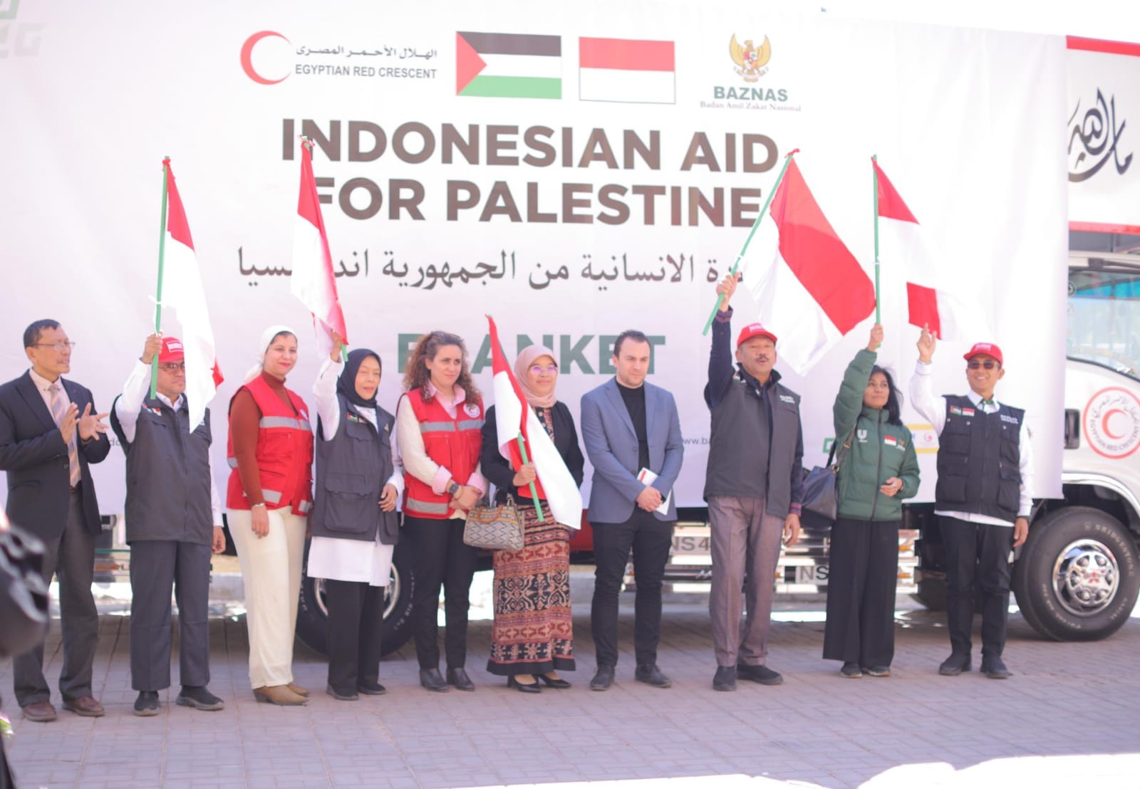 BAZNAS bersama ERC Mesir kirim bantuan selimut untuk warga Palestina BAZNAS bersama ERC Mesir kirim bantuan selimut untuk warga Palestina