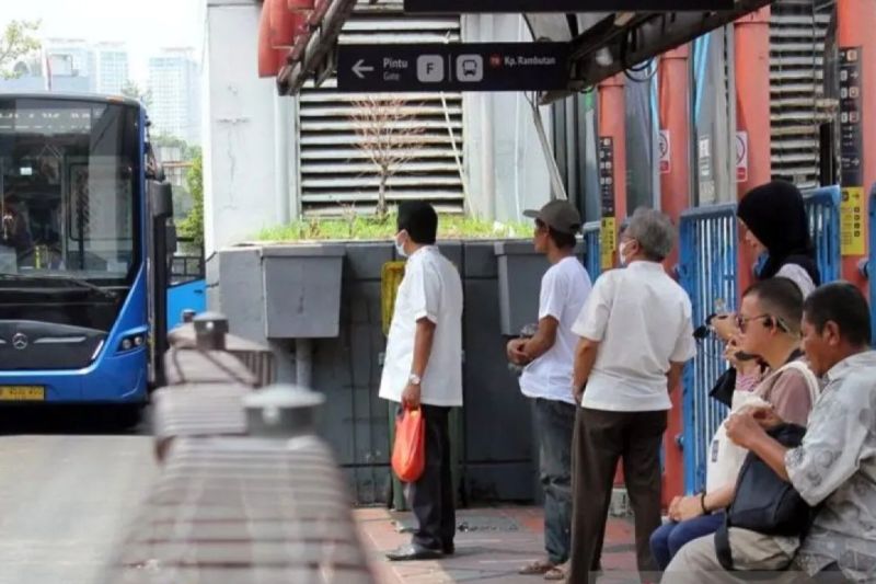 TransJakarta tetap melayani pelanggan di libur nasional Pemilu 2024 TransJakarta tetap melayani pelanggan di libur nasional Pemilu 2024