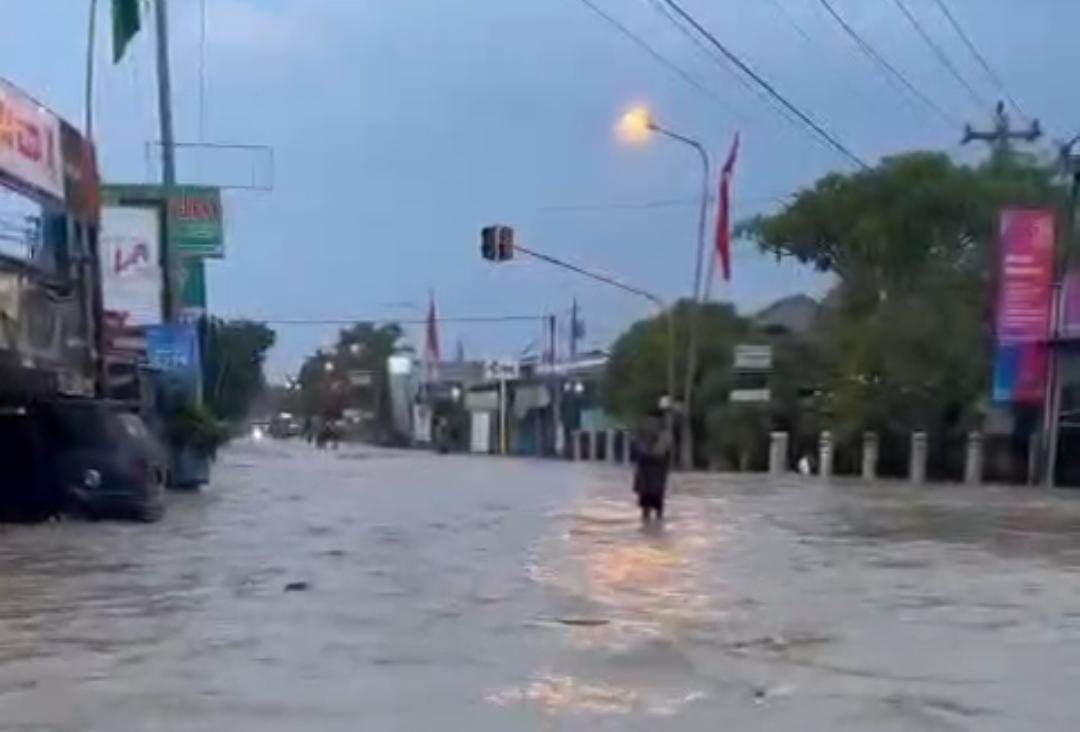 Sebanyak 33 desa terendam banjir di Kabupaten Grobogan Sebanyak 33 desa terendam banjir di Kabupaten Grobogan