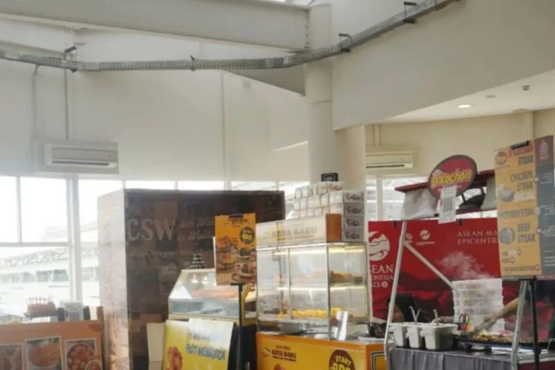 TransJakarta gandeng DKI untuk kurasi produk UMKM yang dijual di halte