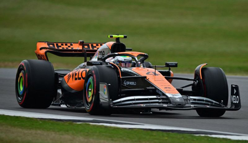 McLaren optimis jadi pesaing berat Red Bull tahun ini McLaren optimis jadi pesaing berat Red Bull tahun ini