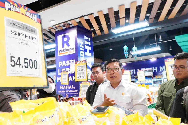 Bapanas percepat konversi beras SPHP dan komersial ke kemasan 5 kg Bapanas percepat konversi beras SPHP dan komersial ke kemasan 5 kg