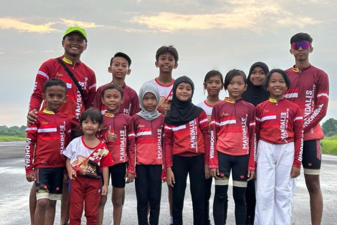 Klub sepatu roda Mandalis Lombok kirim atlet berlaga di Malaysia Klub sepatu roda Mandalis Lombok kirim atlet berlaga di Malaysia