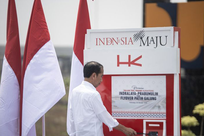 Presiden Jokowi resmikan operasional dua ruas tol di Sumut Presiden Jokowi resmikan operasional dua ruas tol di Sumut
