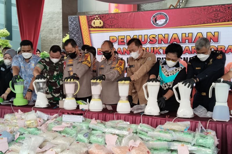 Polda Sumsel musnahkan 108,9 kg sabu dan 134.423 butir ekstasi