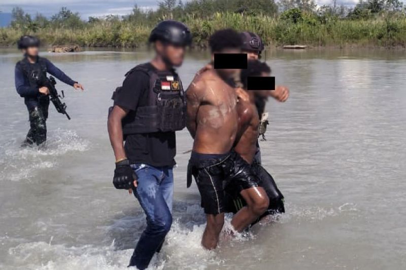 Kasatgas sebut dua pelajar dipulangkan karena tidak terbukti gabung KKB Kasatgas sebut dua pelajar dipulangkan karena tidak terbukti gabung KKB