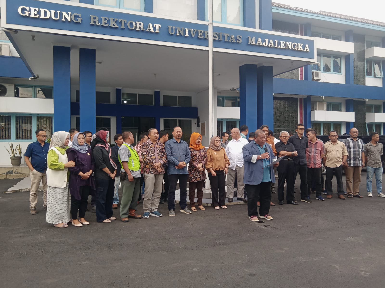 Kampus terbesar di Majalengka berikan pernyataan sikap jelang Pemilu 2024 Kampus terbesar di Majalengka berikan pernyataan sikap jelang Pemilu 2024