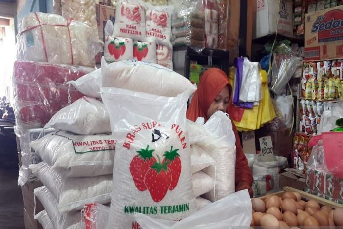 Harga beras tembus Rp16.500 per kg di Pasar Boyolali Harga beras tembus Rp16.500 per kg di Pasar Boyolali