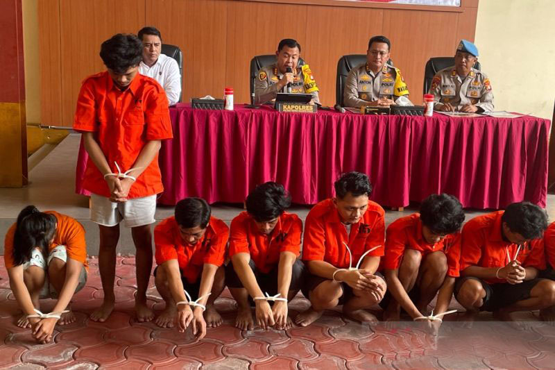 Polda Metro copot Kapolsek Tanah Abang imbas tahanan kabur Polda Metro copot Kapolsek Tanah Abang imbas tahanan kabur